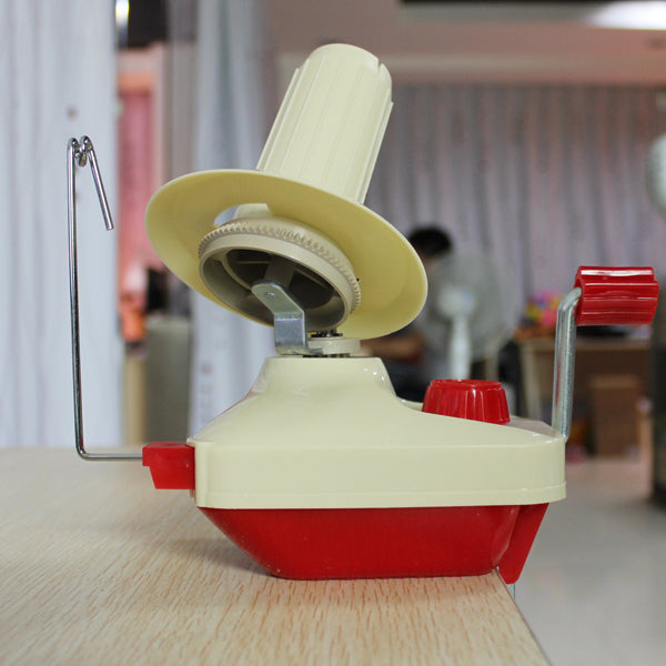 Hand Operated Yarn Plastic Winder